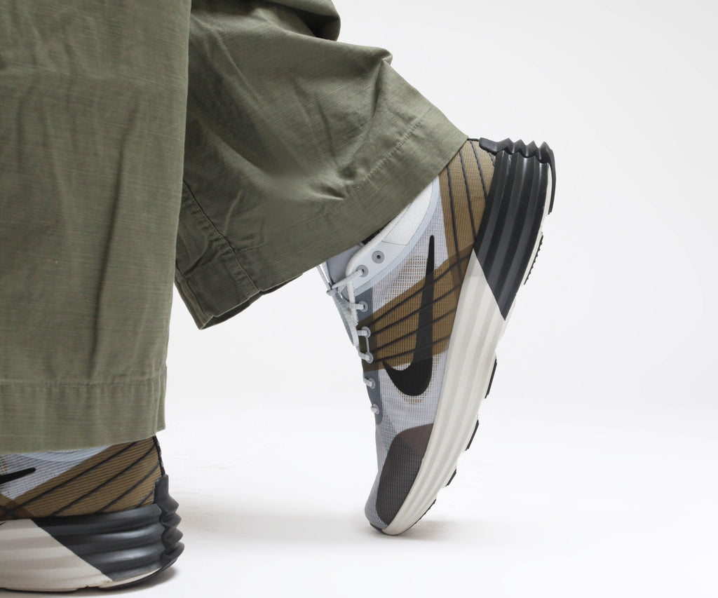 1724089649_lunar-roam-