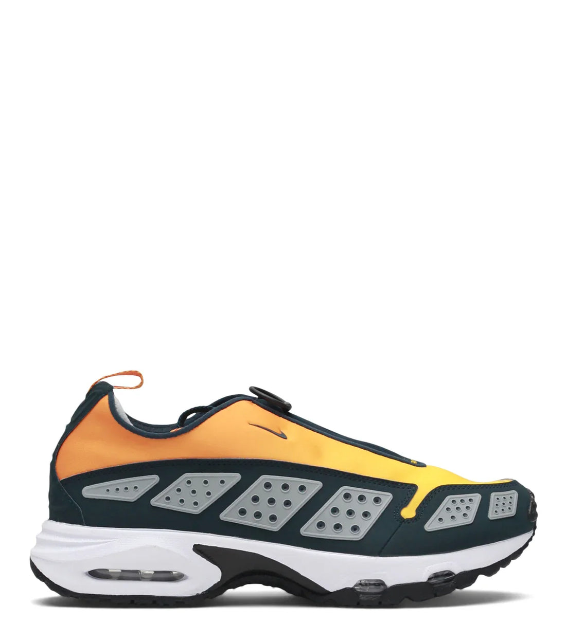 07.11.24 Nike Women's Air Max Sunder Canyon Gold