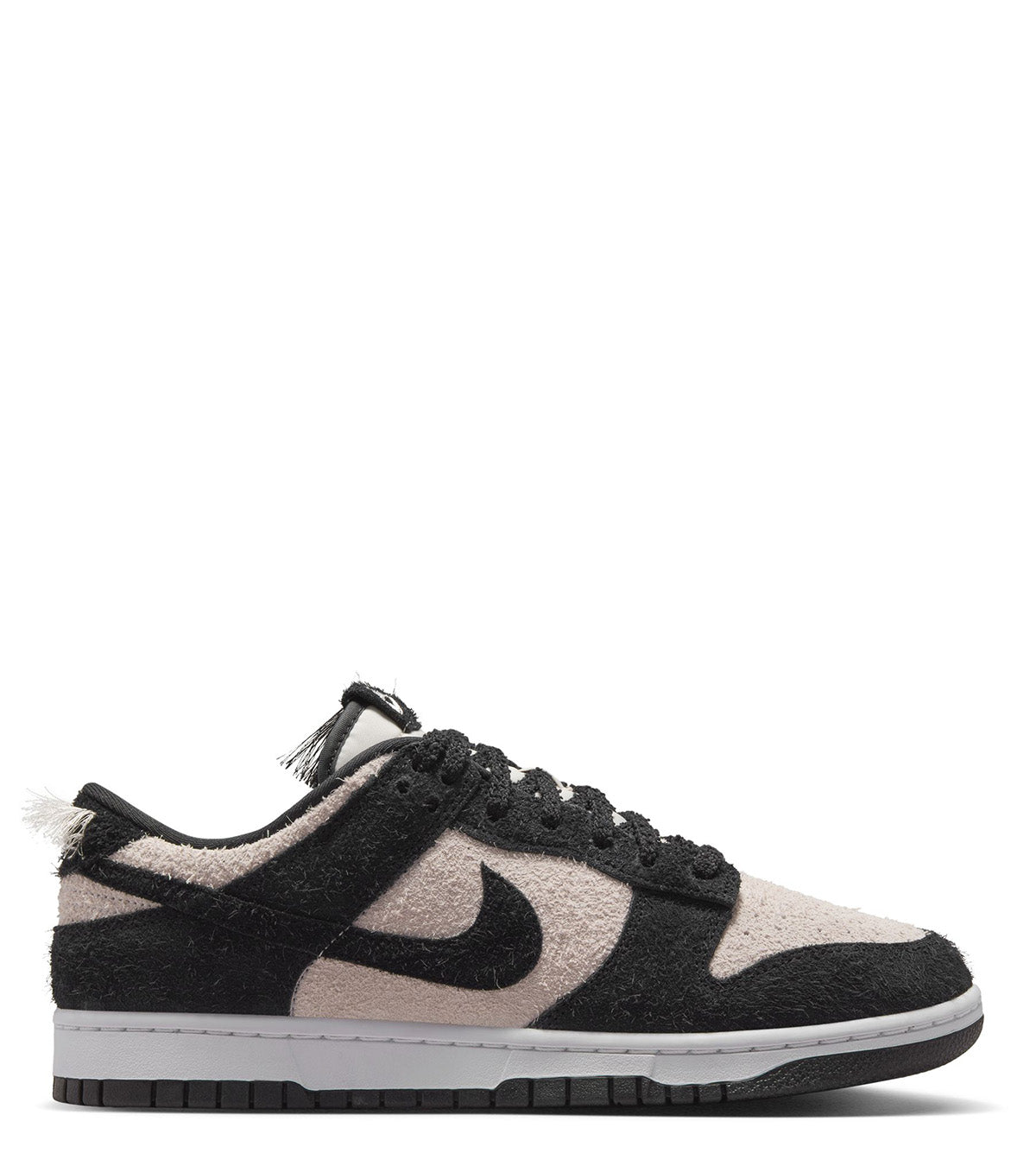 08.01.25 Nike Dunk Low Retro SE White Black