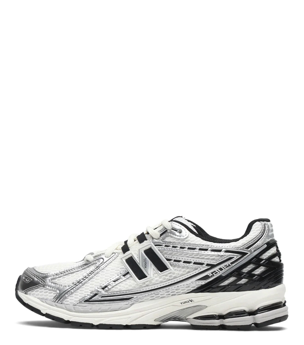 New Balance 1906R Silver