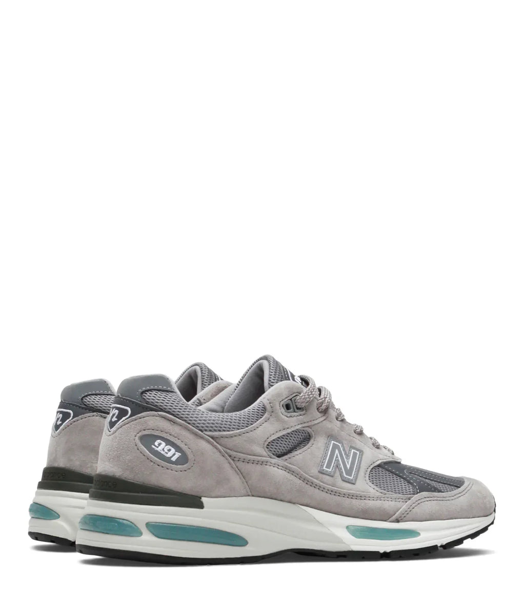 New Balance Made In UK 991v2 Grey