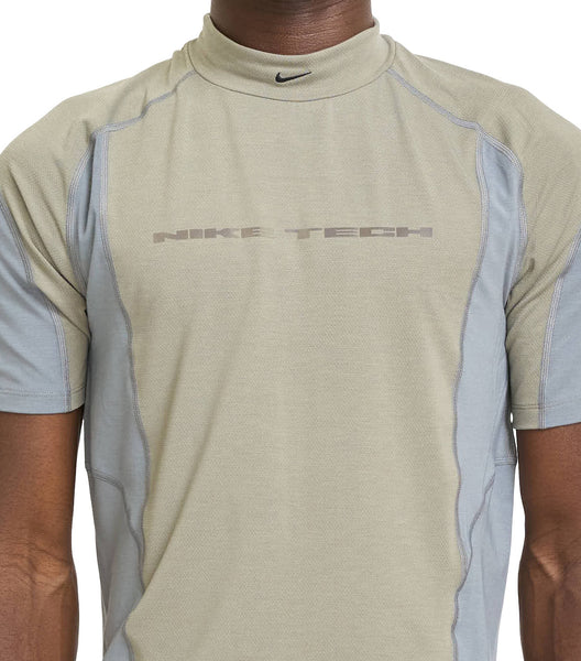 Nike Tech T-Shirt Army