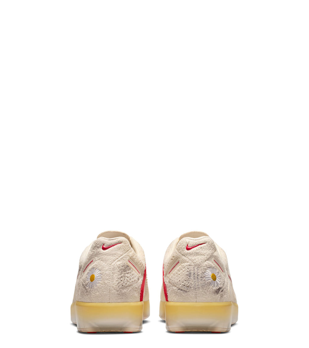 Nike Cryoshot CTR 360 x Korea x PEACEMINUSONE Red Gold