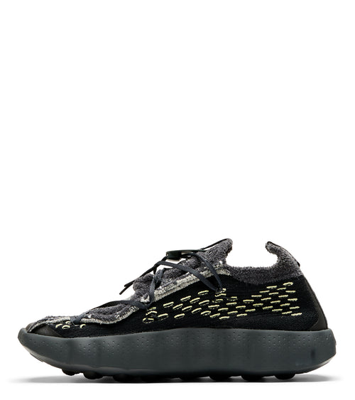 Nike Mind 002 Flyknit Black