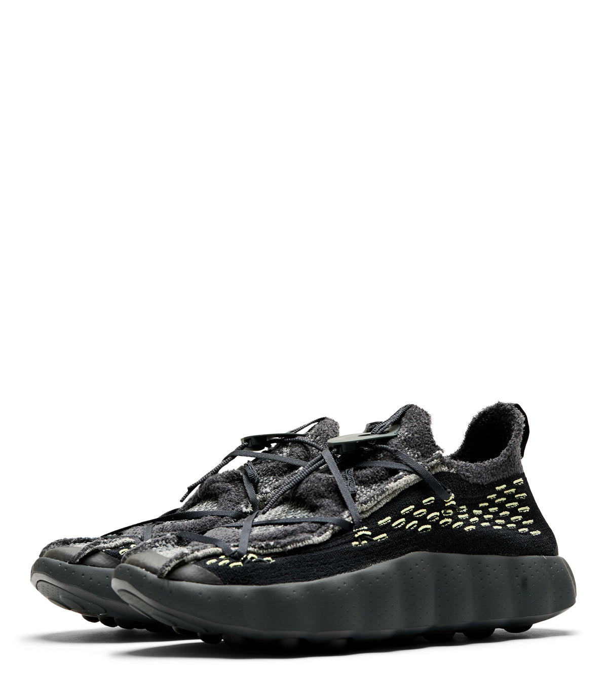 Nike Mind 002 Flyknit Black