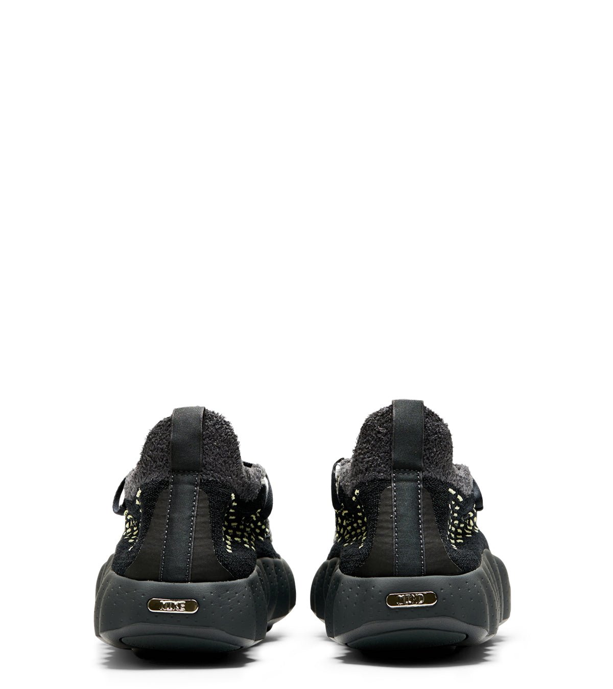 Nike Mind 002 Flyknit Black