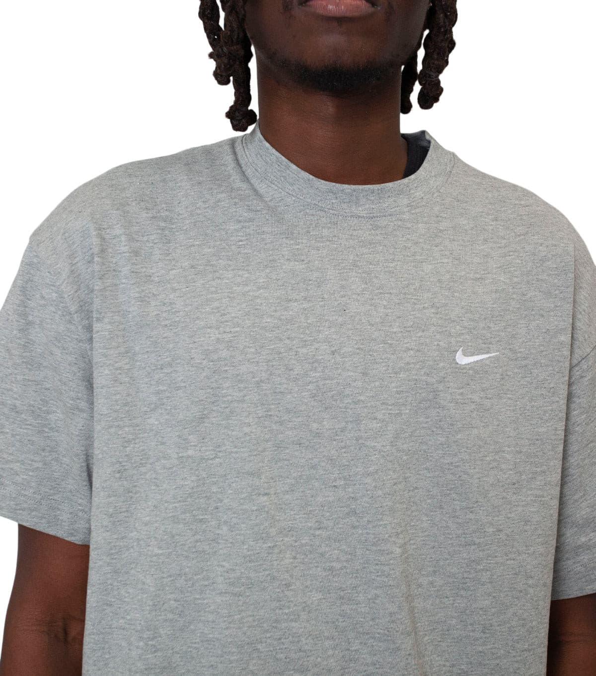 Nike Sportswear Solo Swoosh T-Shirt Grey | SOMEWHERE